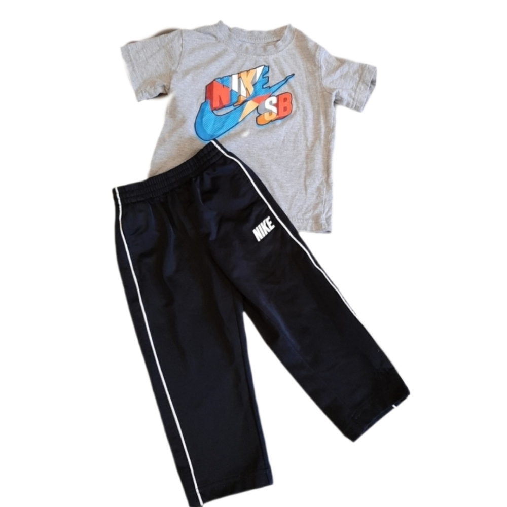 Nike Size 2T Bundle Tshirt Sweatpants Skater Top Athletic Bottoms Boys Set